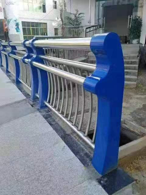 不锈钢复合管栏杆