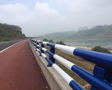 公路防撞护栏 0.6m 蓝白相间