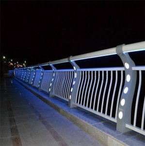 桥梁灯光镜光护栏 1.2m